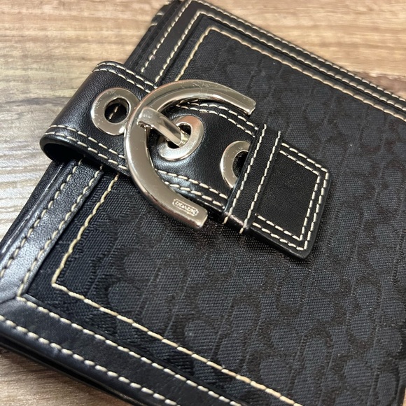 COACH 🩶 EUC Soho Canvas Leather Wallet - Picture 2 of 9
